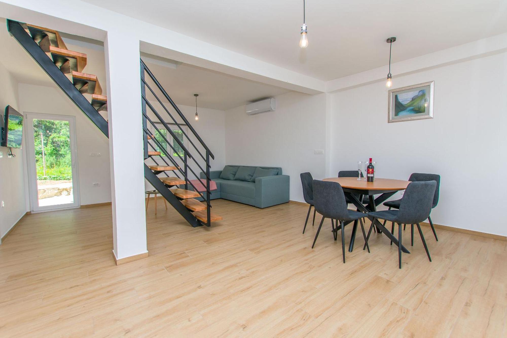 Apartment Petea Omiš Zewnętrze zdjęcie