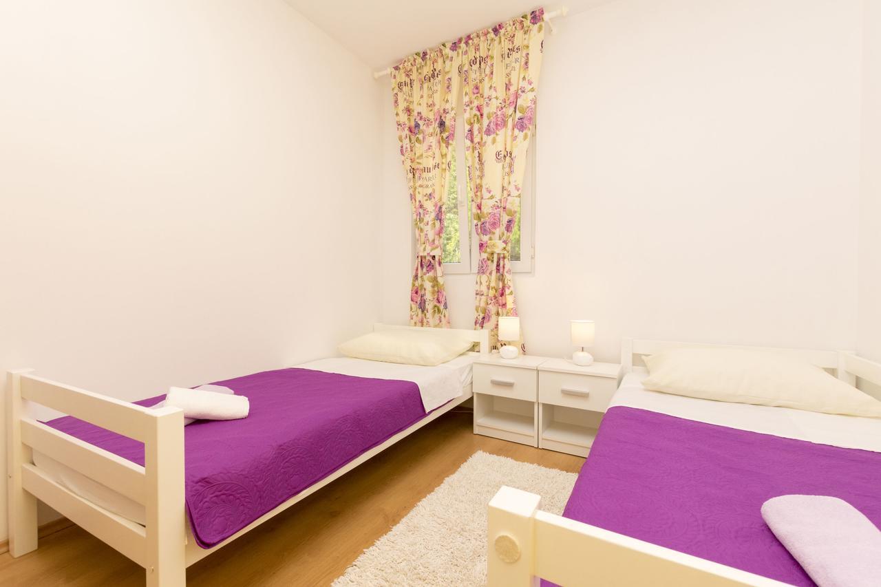 Apartment Petea Omiš Zewnętrze zdjęcie