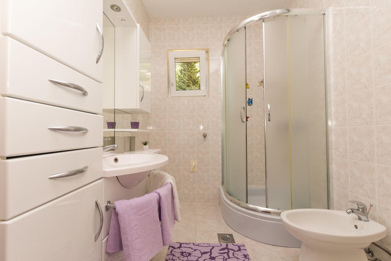 Apartment Petea Omiš Zewnętrze zdjęcie