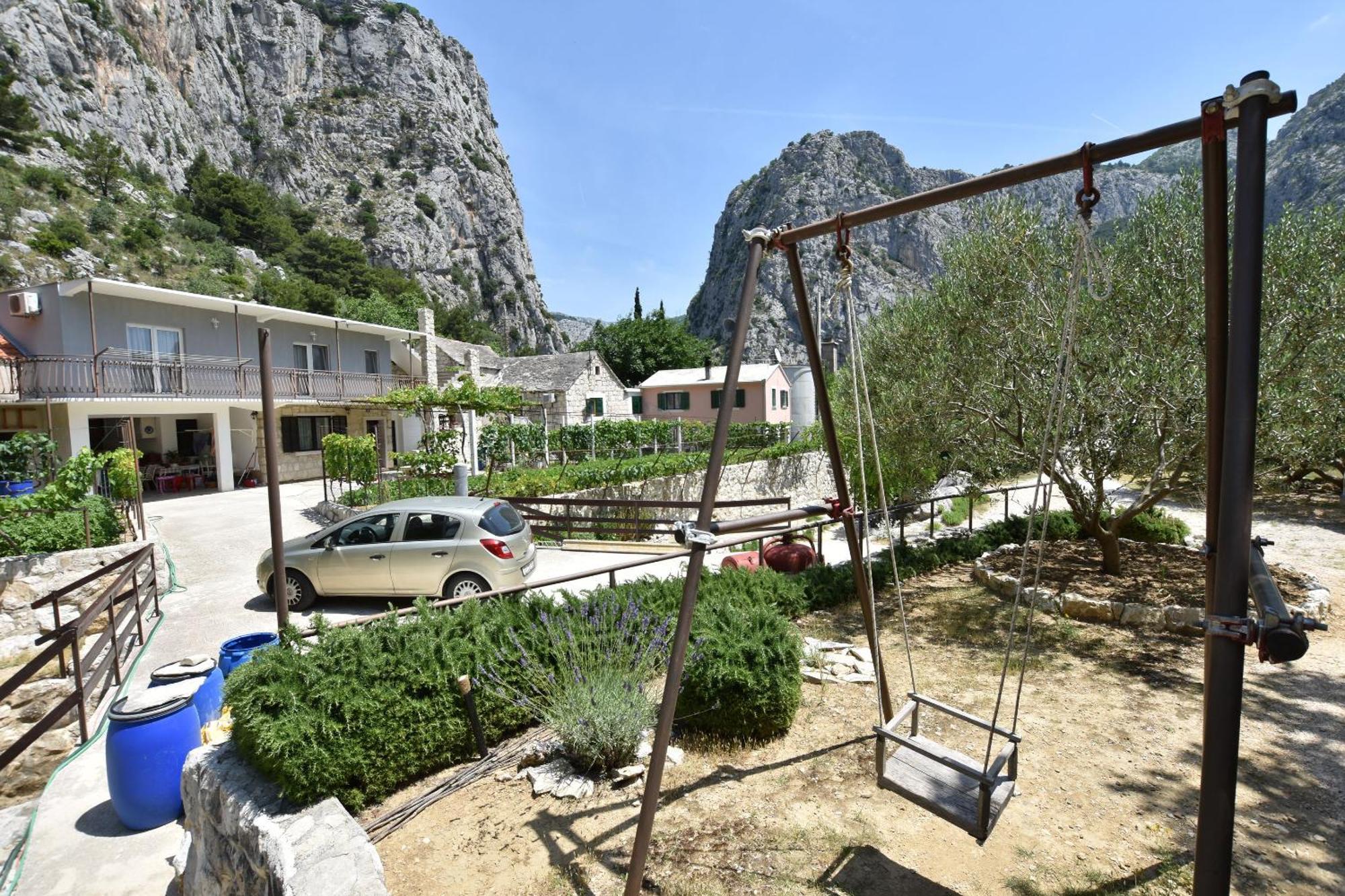 Apartment Petea Omiš Zewnętrze zdjęcie