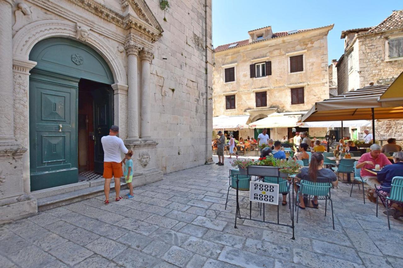 Apartment Petea Omiš Zewnętrze zdjęcie
